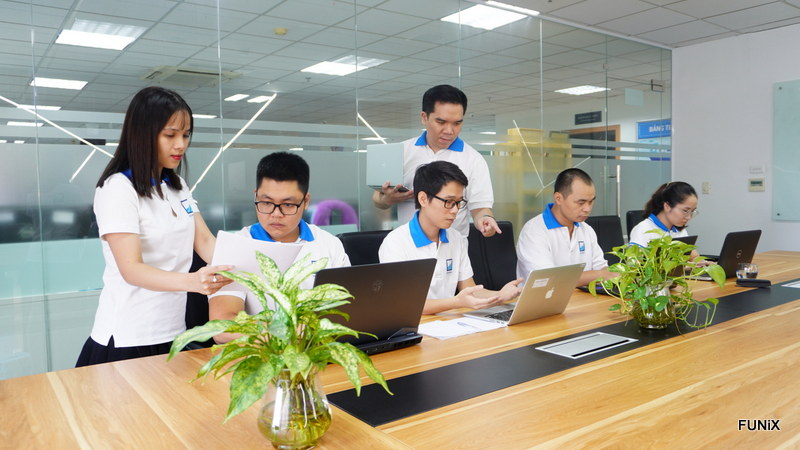 More and more young developers in it outsourcing vietnam