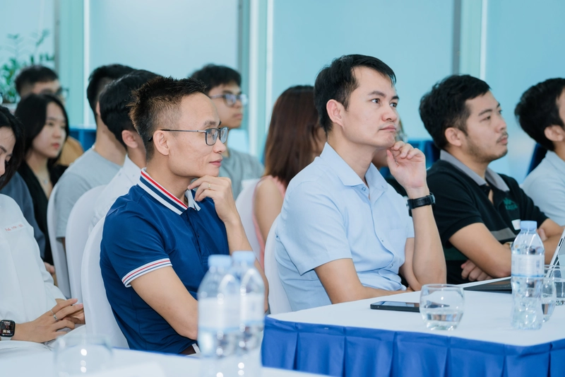 Tech Week 2025 – Agentic AI: Unleashing Intelligence, Elevating Innovation 9 Tech Week 2025 – Agentic AI 5